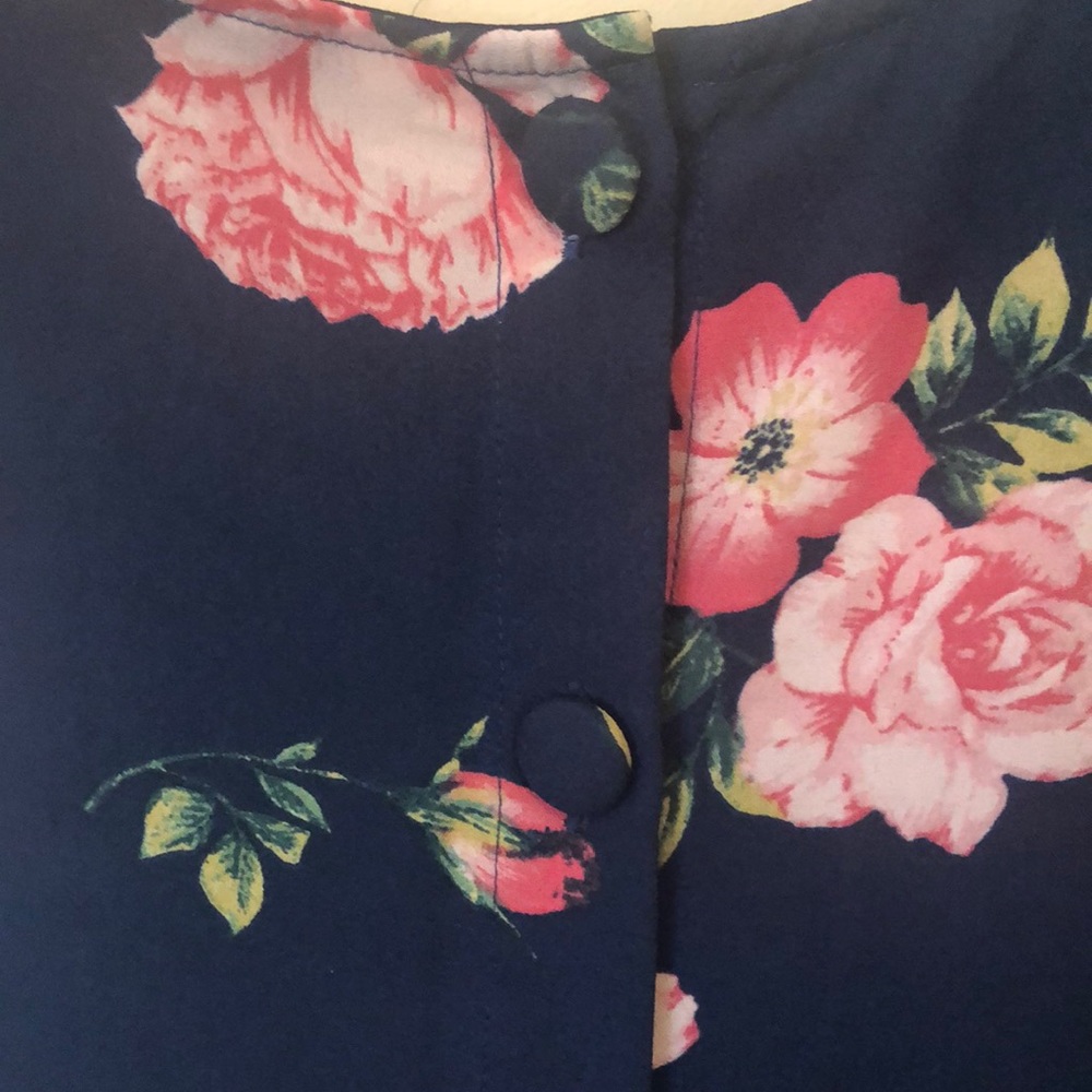 Floral Blouse - Picture 3 of 4